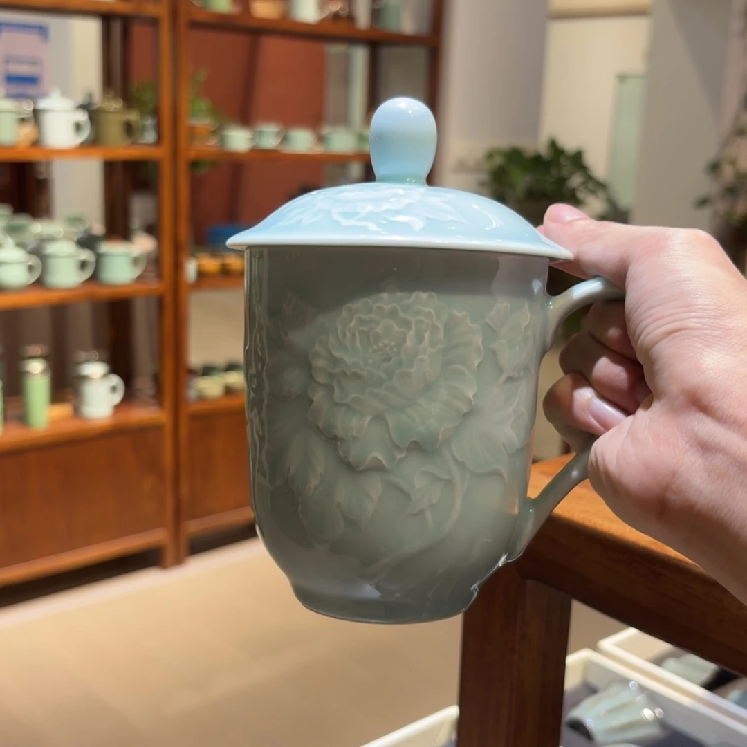 知***暖粉青色牡丹办公杯