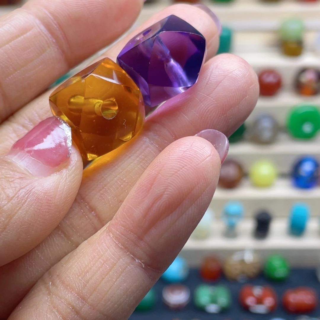 合金颈饰玛瑙/玉髓张*