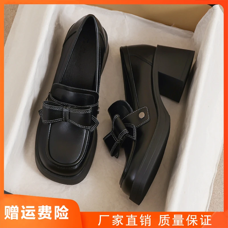 真皮小皮鞋女2025新款秋冬英伦风黑色软底配裙子乐福高跟34码鞋子