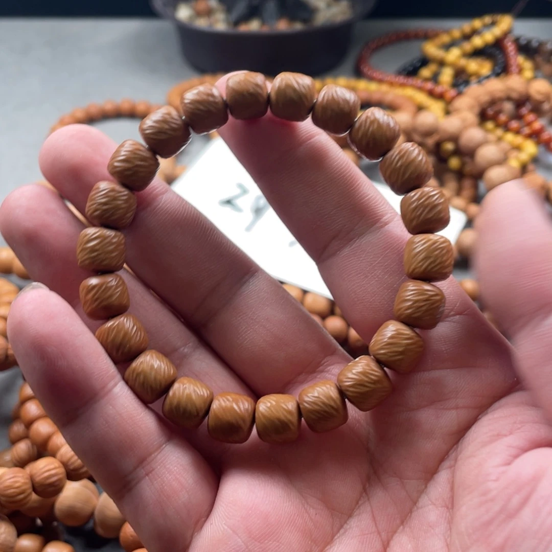 猴头核桃手串5****r云锦