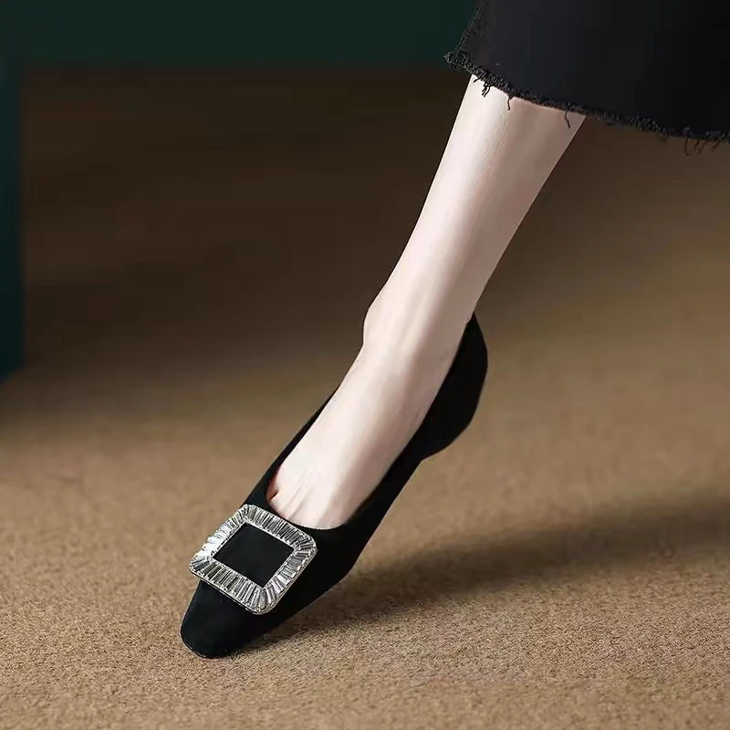 名媛风钻扣法式单鞋女浅口内增高春秋通勤百搭玛丽珍不累脚瓢鞋