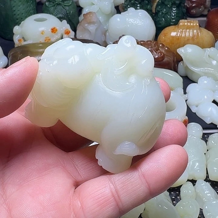 和田玉未镶嵌挂件