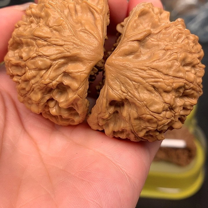 文玩核桃吊坠雄****店49蛇王