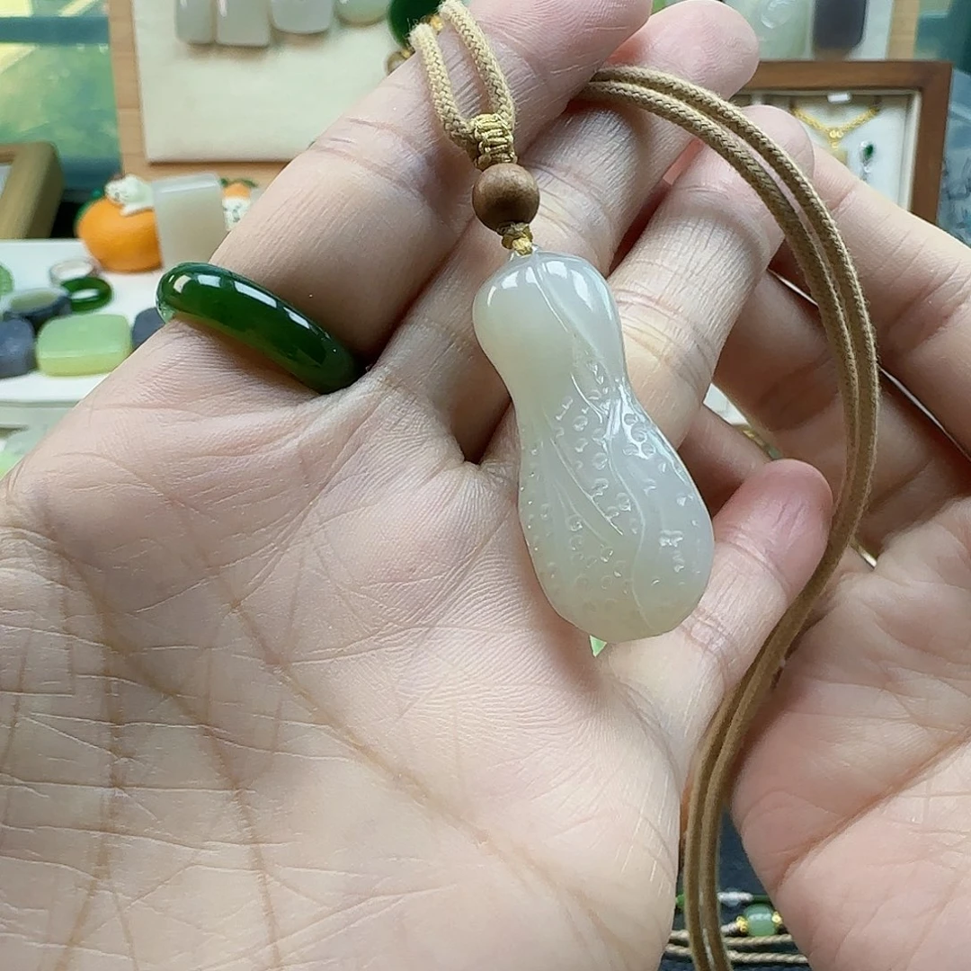 和田玉未镶嵌吊坠(不含链)