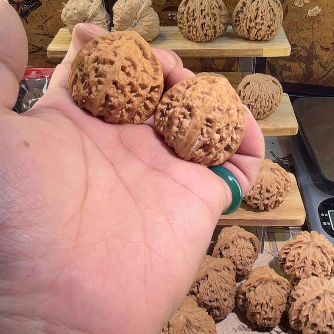 把件文玩核桃三角白39