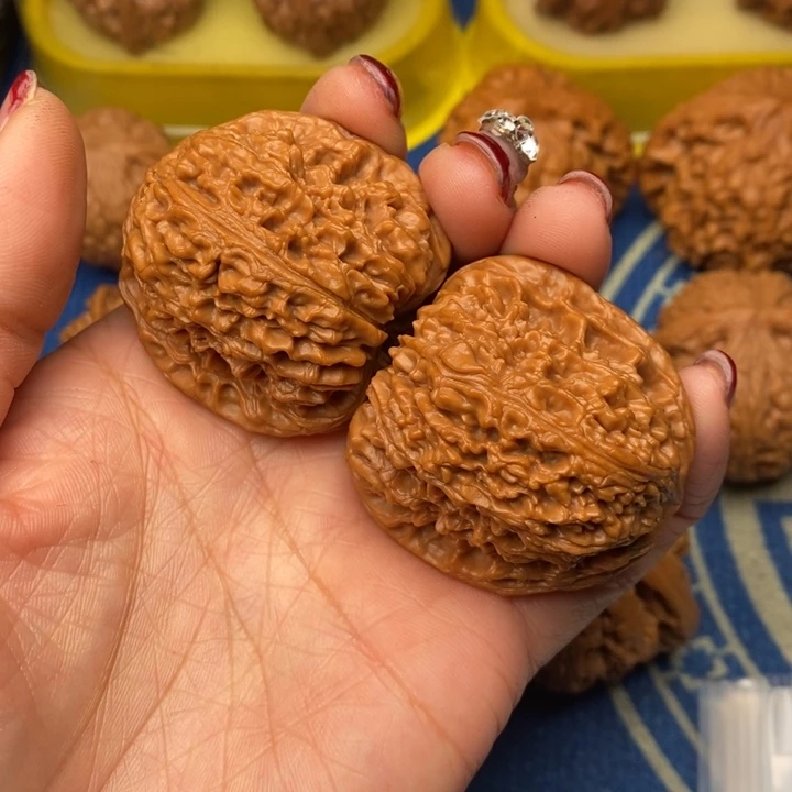 吊坠桃核南疆石42全品