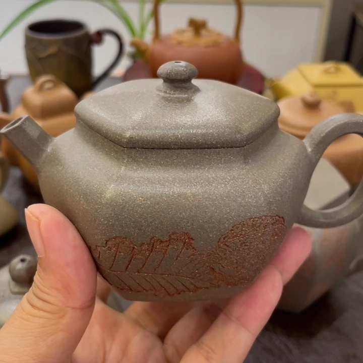 用***5茶壶紫砂青段手工刻绘