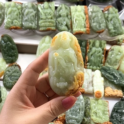 和田玉未镶嵌挂件