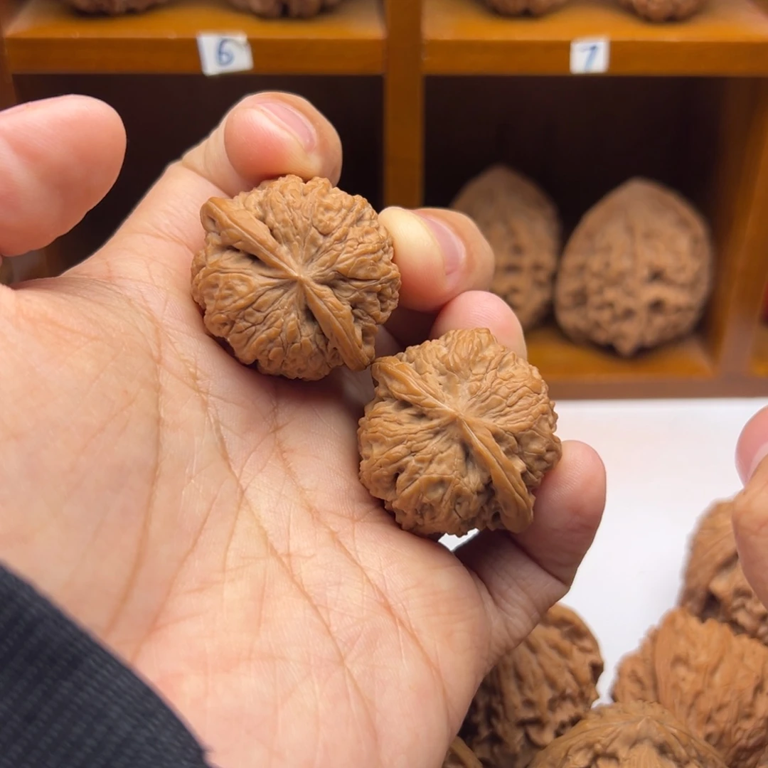 吊坠文玩核桃35全品野生