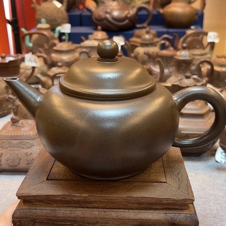 紫砂壶等艺术精品