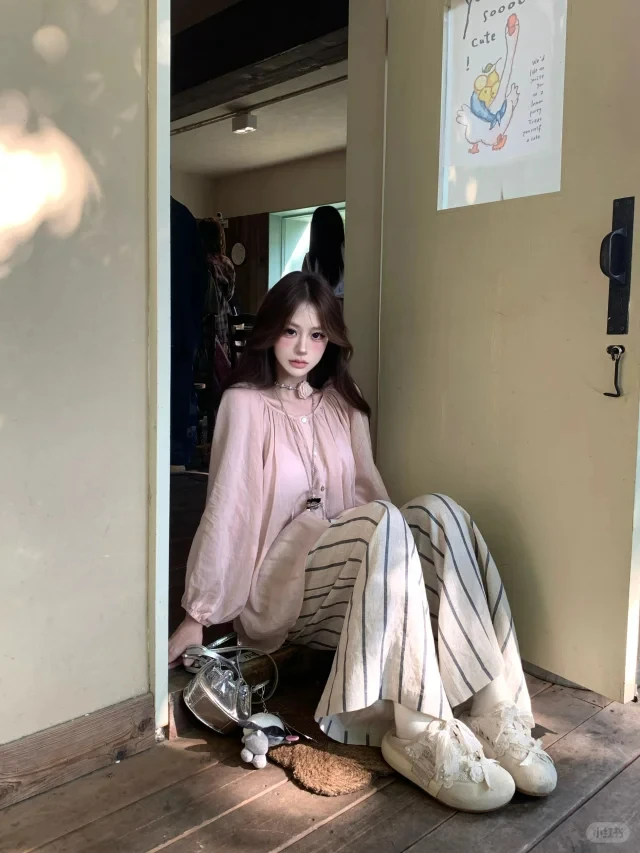 轻盈感灯笼袖上衣女两面穿防晒小衫2025新款显瘦休闲裤子两件套装