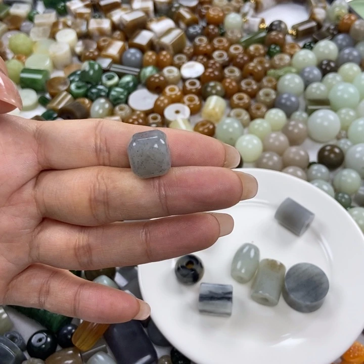 未镶嵌和田玉珠宝半成品M*o