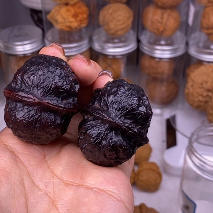 玉***风把件文玩核桃罗汉地闷