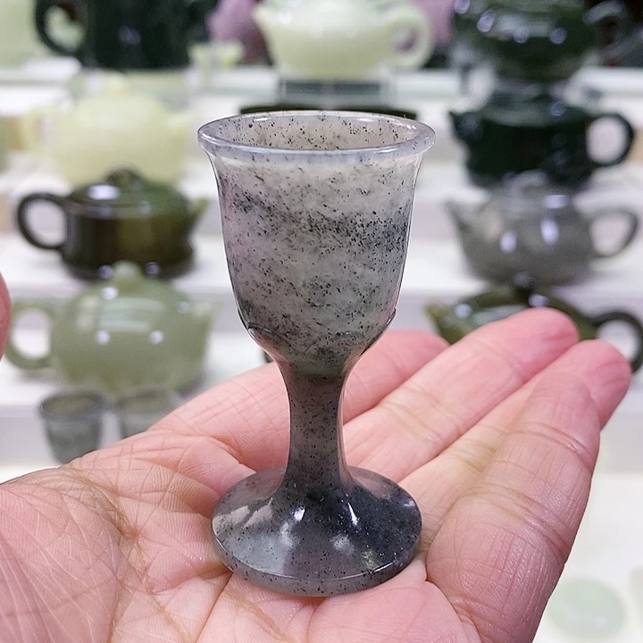 未镶嵌和田玉挂件茅台杯