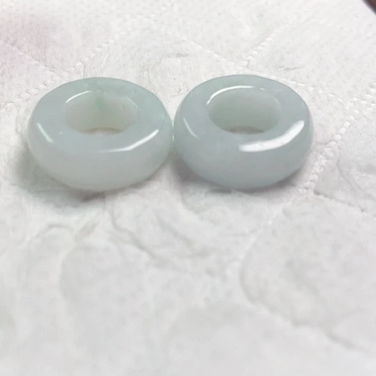 翡翠颈饰未镶嵌刘*清吊坠