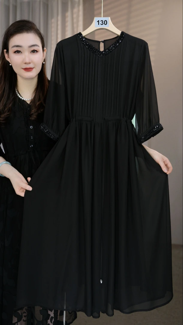 手工高定小黑裙@简约收腰显瘦气质连衣裙 宽松时尚长款连衣裙