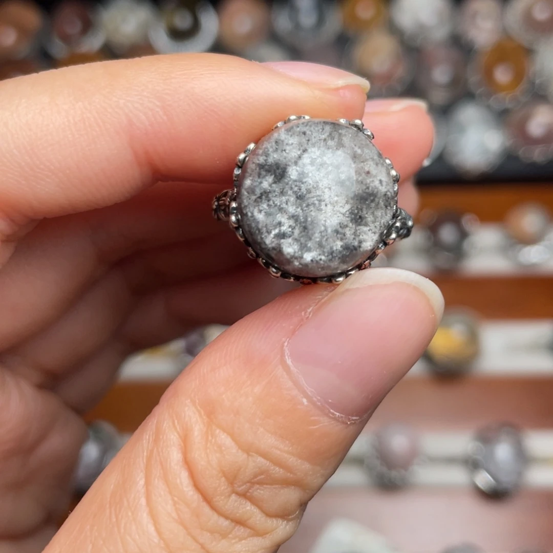 银S925镶嵌戒指水晶