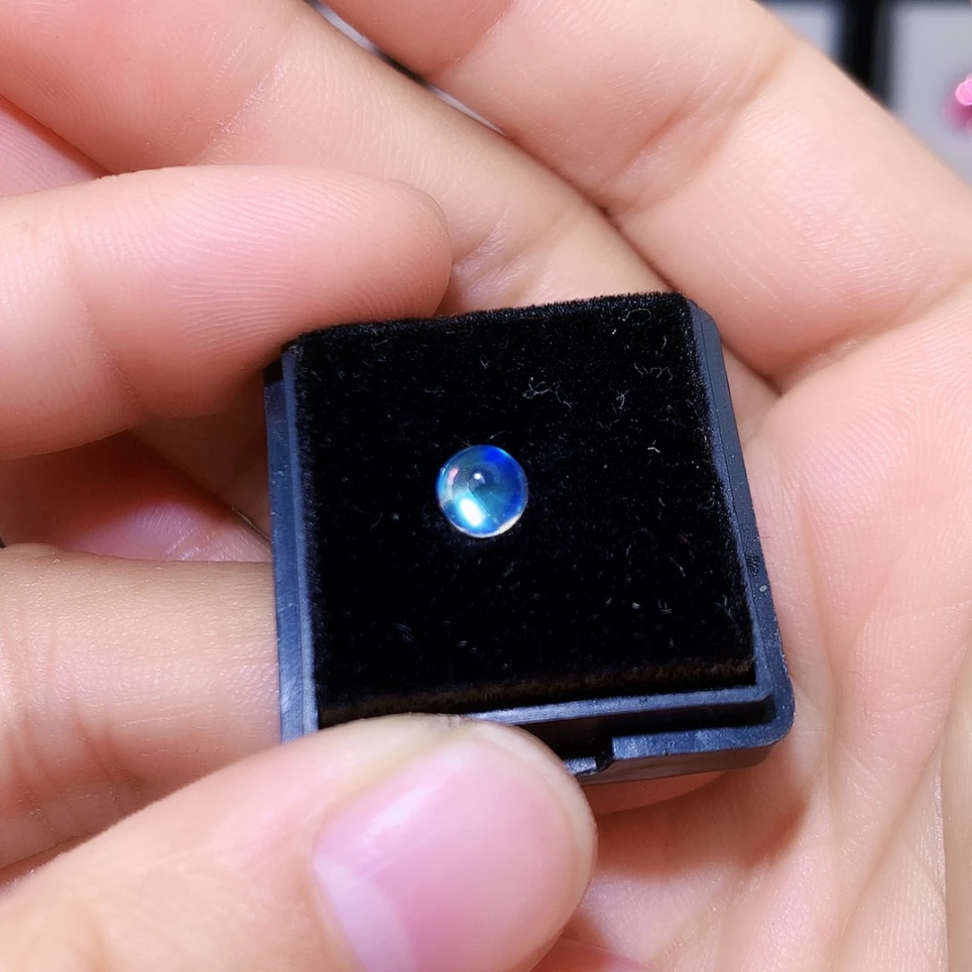 月光石裸石未镶嵌圆5.2