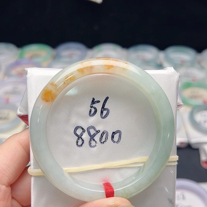 翡翠未镶嵌手镯A货