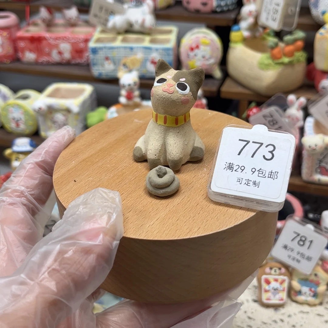 773猫咪摆件花盆手绘