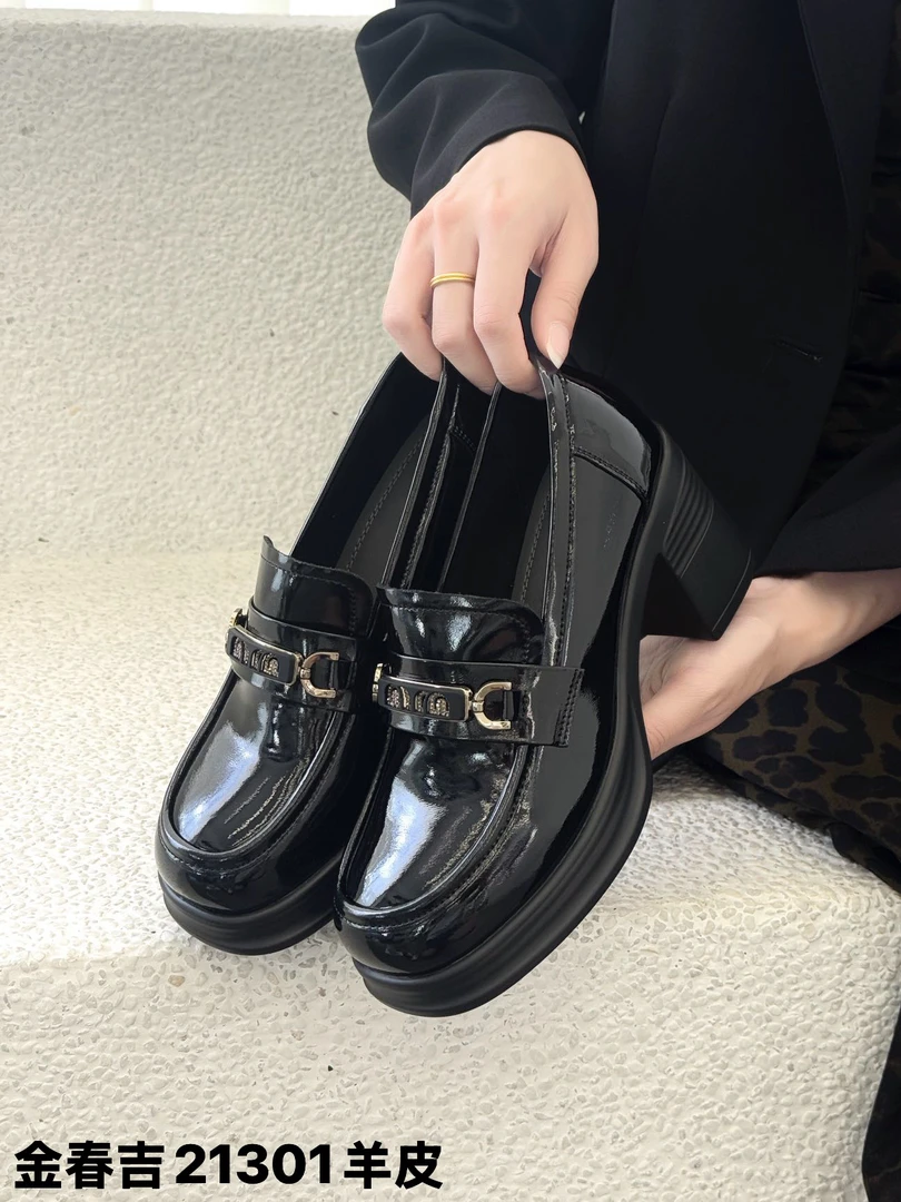 秋季漆皮防水套筒水钻厚款乐福鞋英伦风厚底女鞋皮鞋真皮黑色