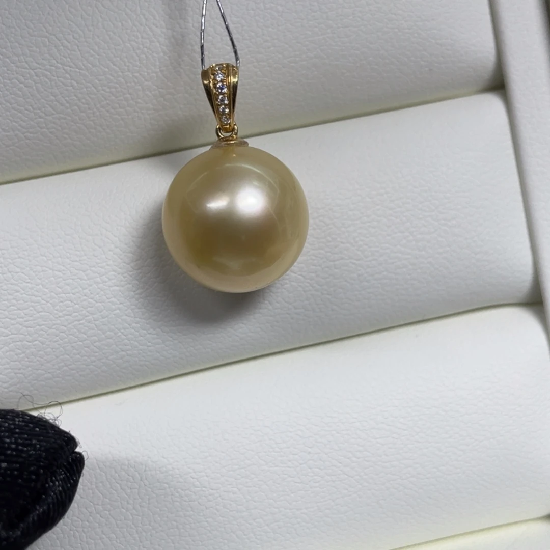 吊坠(不含链)18K金镶嵌海水珍珠13.5mm