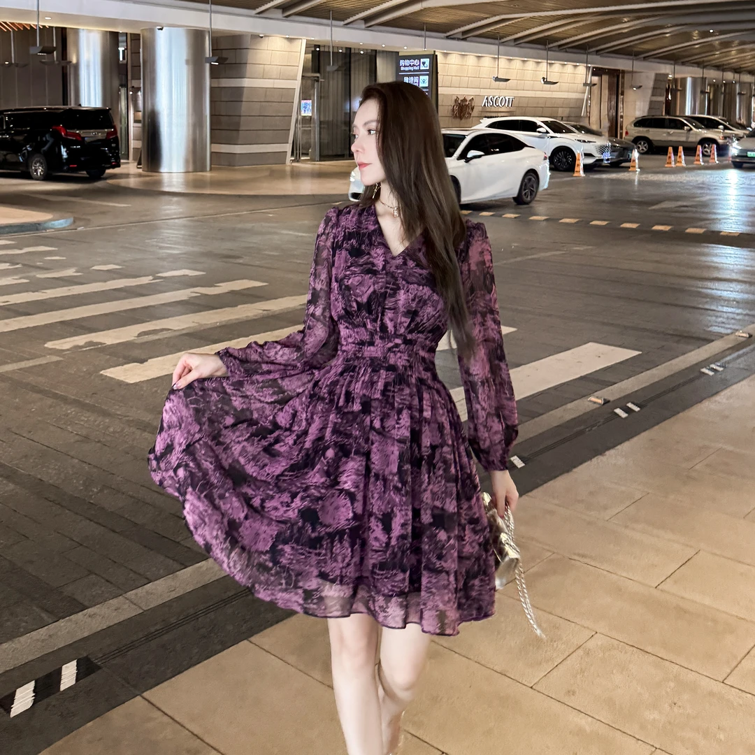 【甜梦之境】早秋时尚气质显瘦法式长袖收腰连衣裙 LyQ-2859