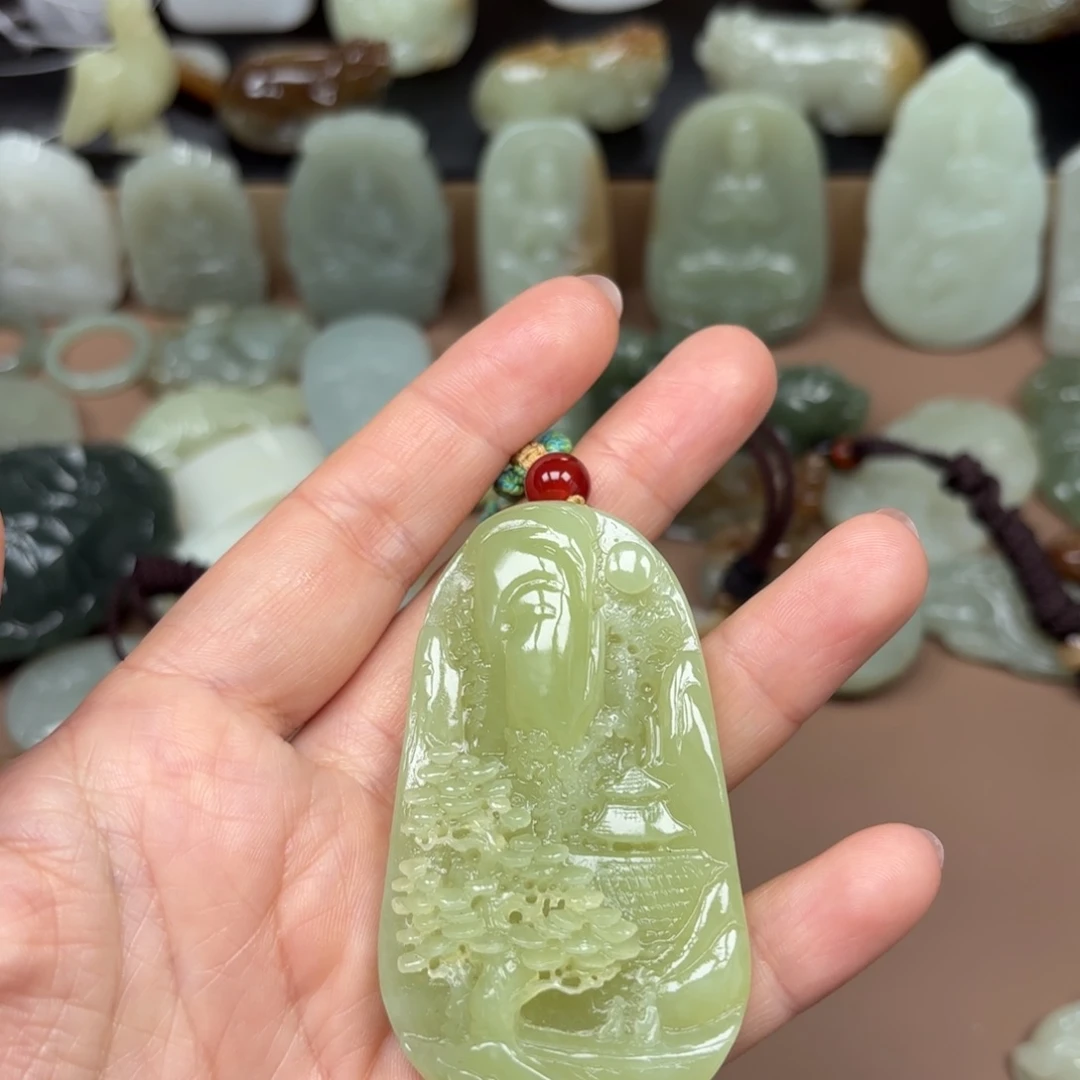 和田玉颈饰未镶嵌