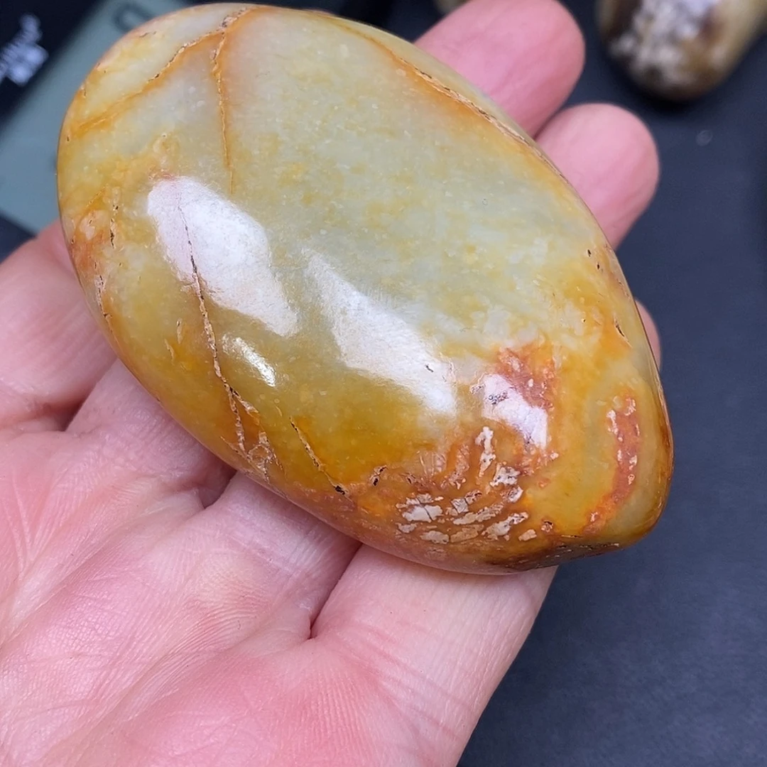 和田玉未镶嵌珠宝奇石