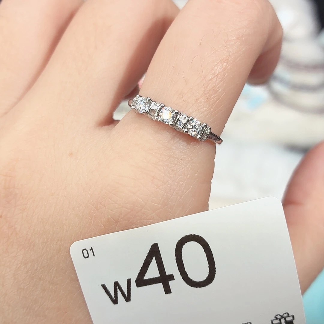 925银合成碳硅石w