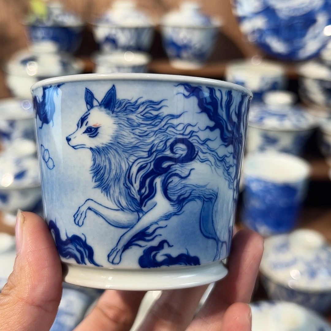 泥藝瓷梦九尾狐直口杯
