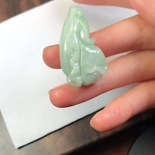 翡翠未镶嵌颈饰缅甸A货，每天下午1点半开播