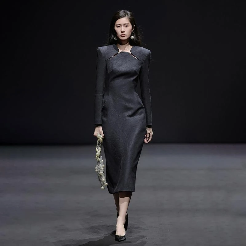 MAGGIEMA马婧气场强大女装轻奢气质高贵气质连衣裙修身款长裙705D