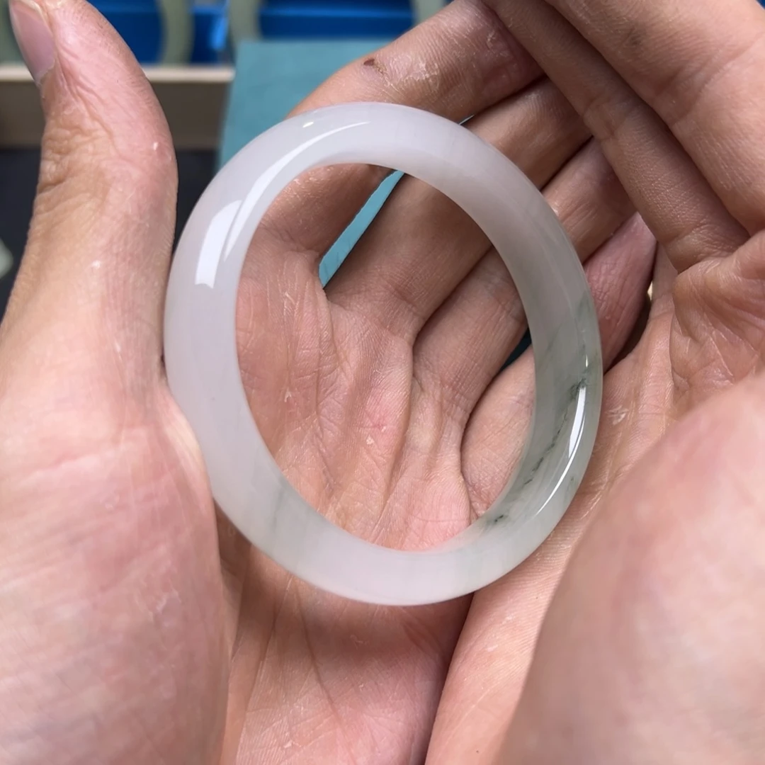 石英质玉手镯未镶嵌天山翠多样性拍一发一