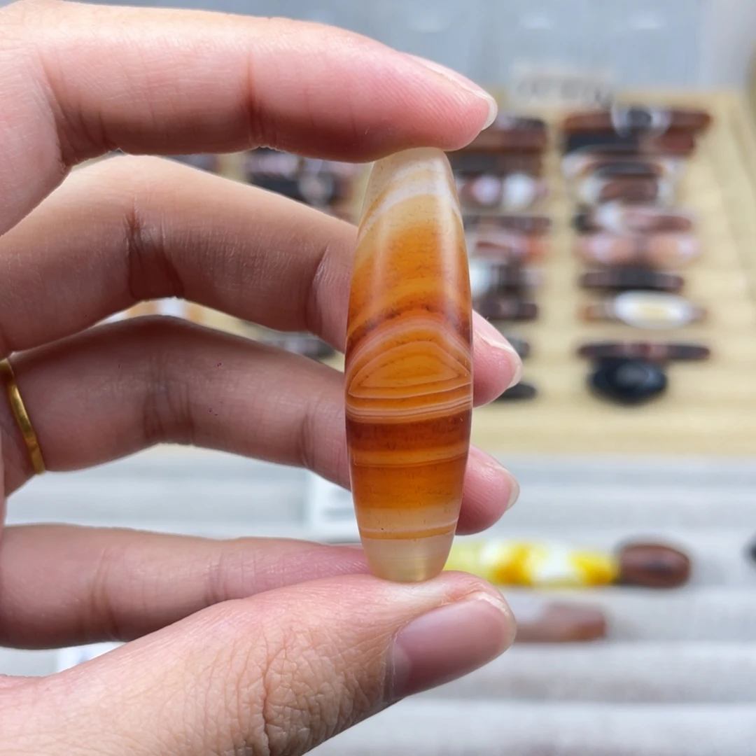 盛***藏玛瑙/玉髓合金颈饰
