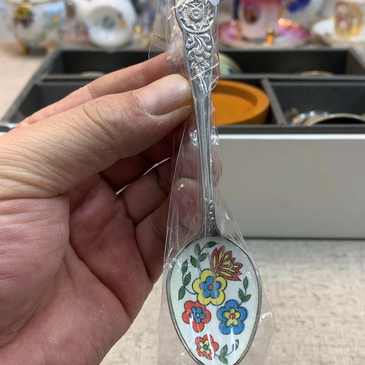 金瓷阁家的美丽瓷器