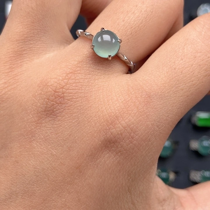 翡翠未镶嵌戒指戒指