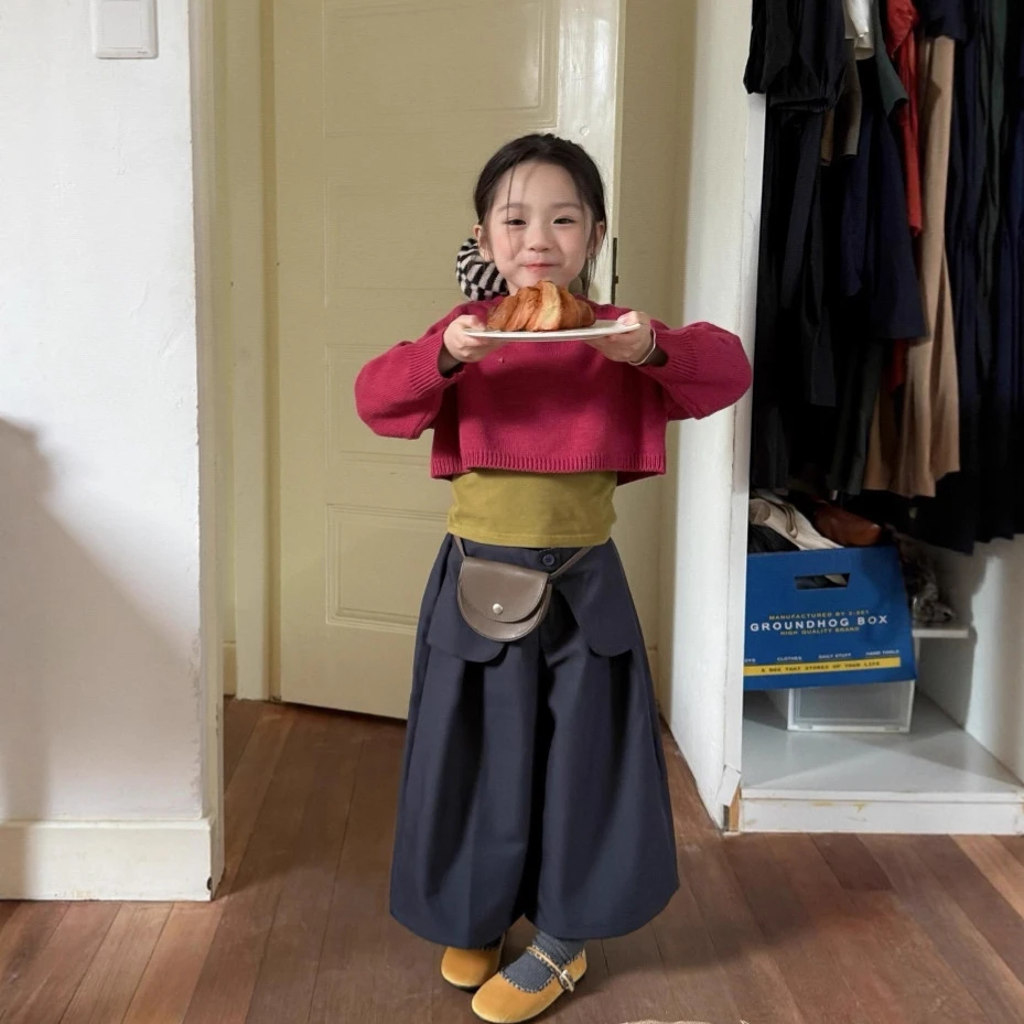 小思家2025秋季新款女童洋气百搭纯色打底衫短款毛衣屁帘灯笼裤