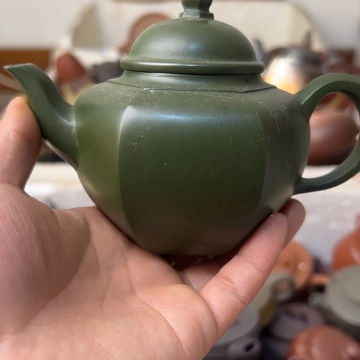 紫砂茶壶壶嘴磕碰