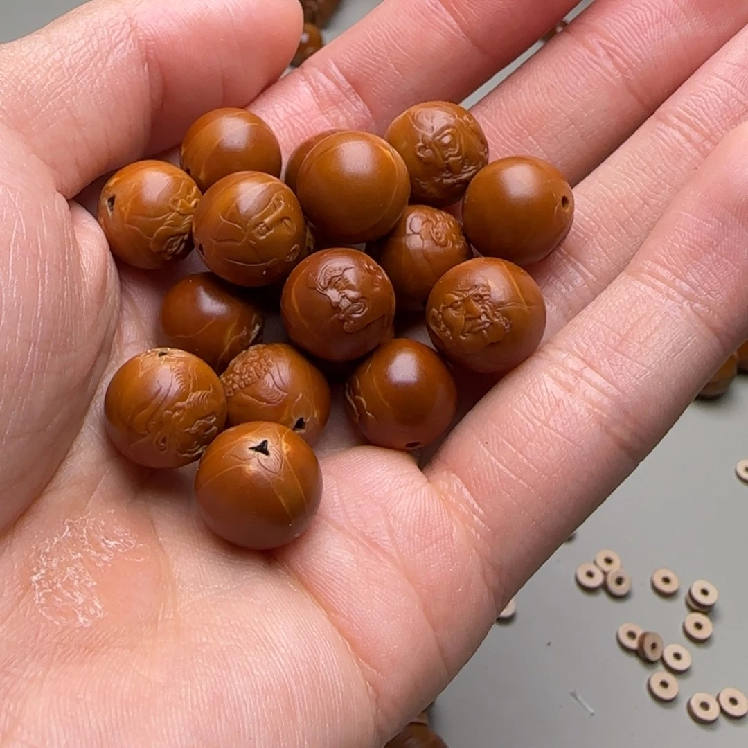 上***伙橄榄核吊坠1.25梅林铁核正圆苏轼本工十八罗汉