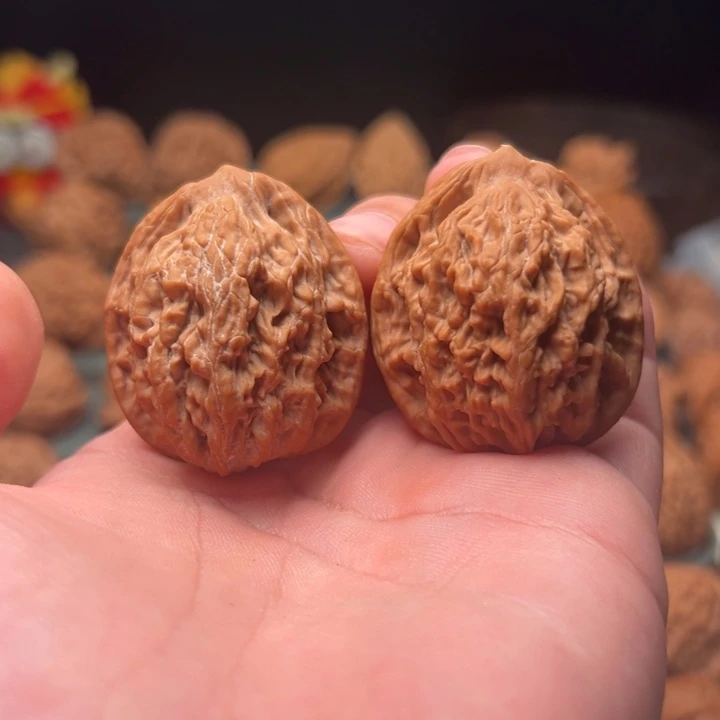 核桃麦穗儿虎头文玩核桃