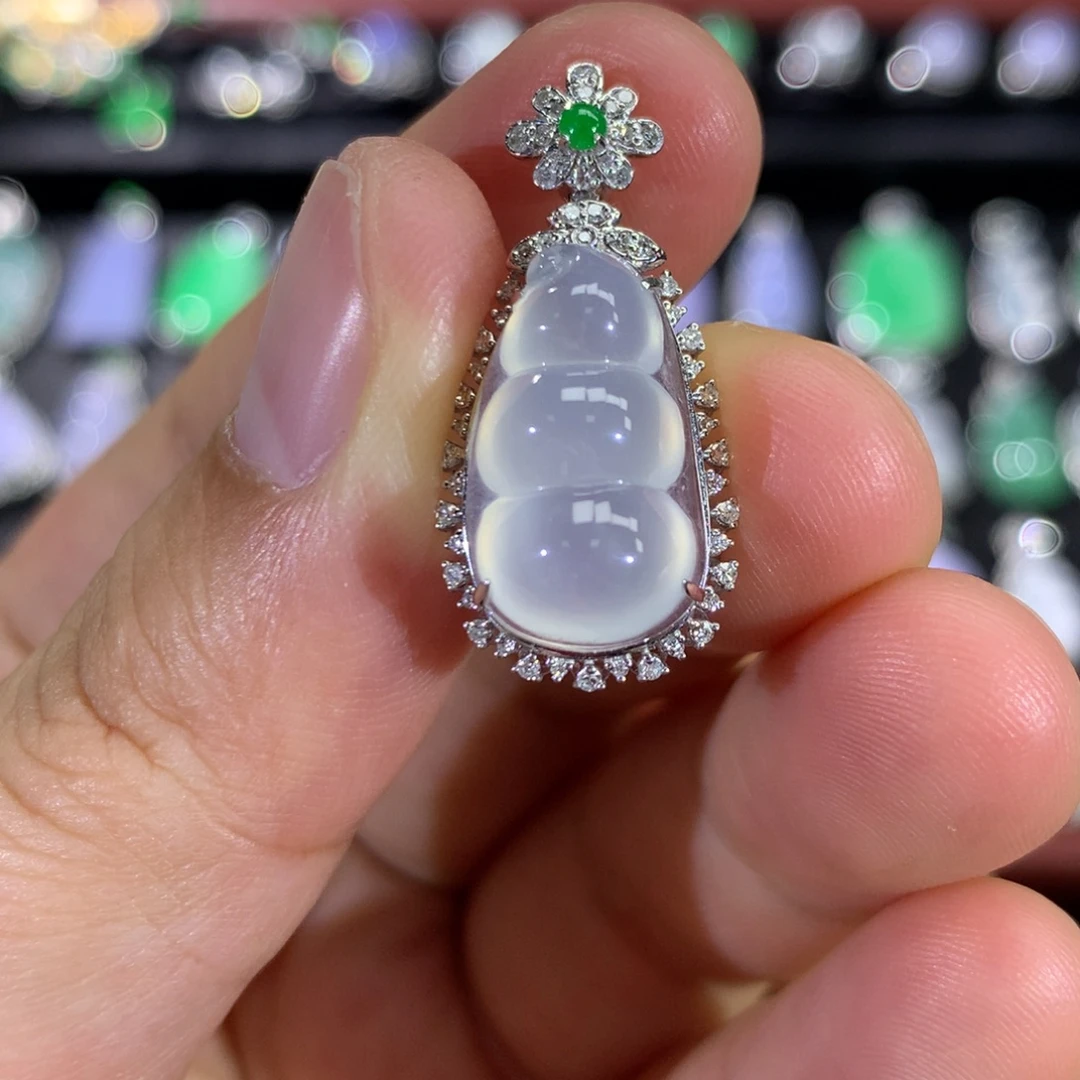 翡翠18K金镶嵌吊坠(不含链)签收后48小时鉴赏期