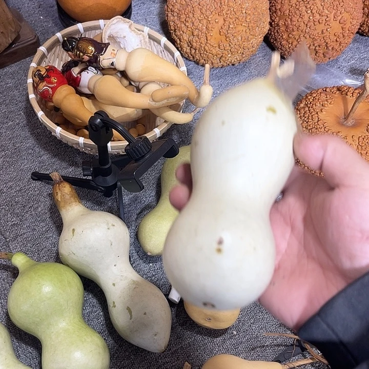 非洲紫檀（红花梨）随**玉