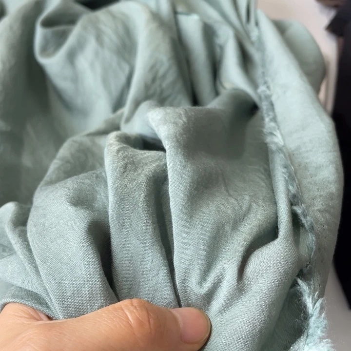 天丝（莱赛尔纤维）豆绿色人鱼姬细闪2米