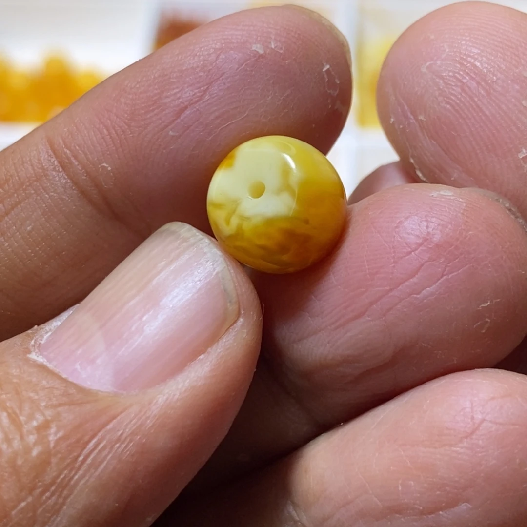 汽***友蜜蜡未镶嵌裸石配饰