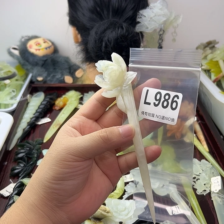 ****膀蛇纹石玉合金发饰