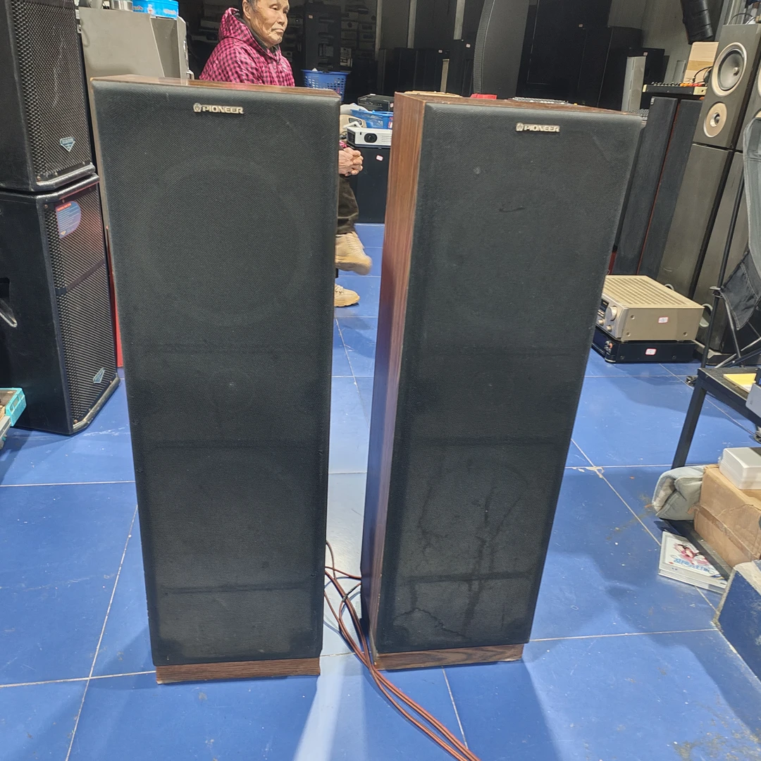 8新 pioneer/先锋 二手先锋T5音箱一对，出声，不带线材