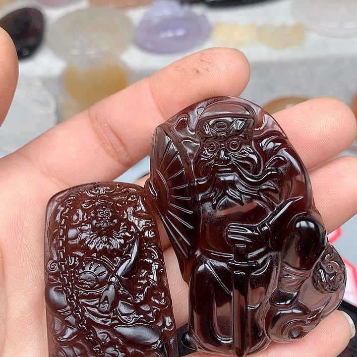 黑曜岩未镶嵌颈饰葉