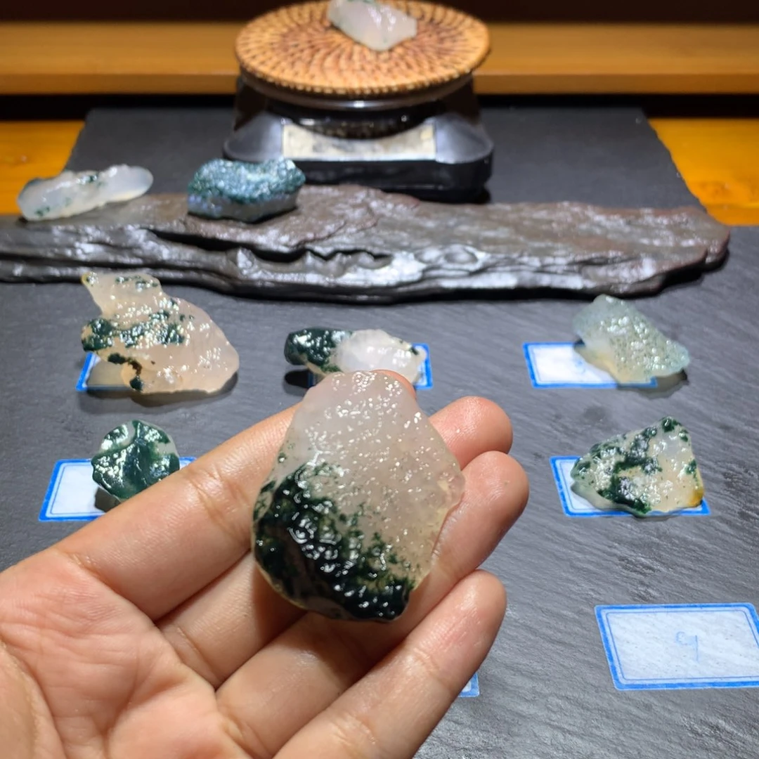 未镶嵌玛瑙/玉髓珠宝奇石