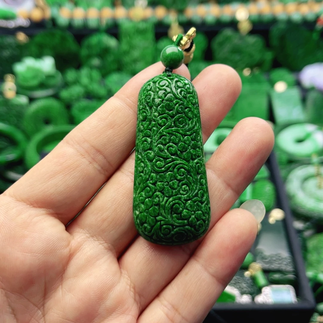 翡翠未镶嵌颈饰吊坠